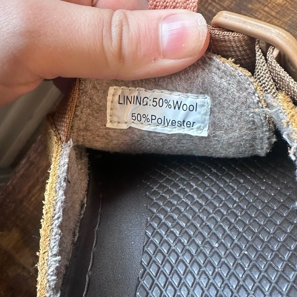 Woman’s Chaco Clogs - Picture 6 of 6